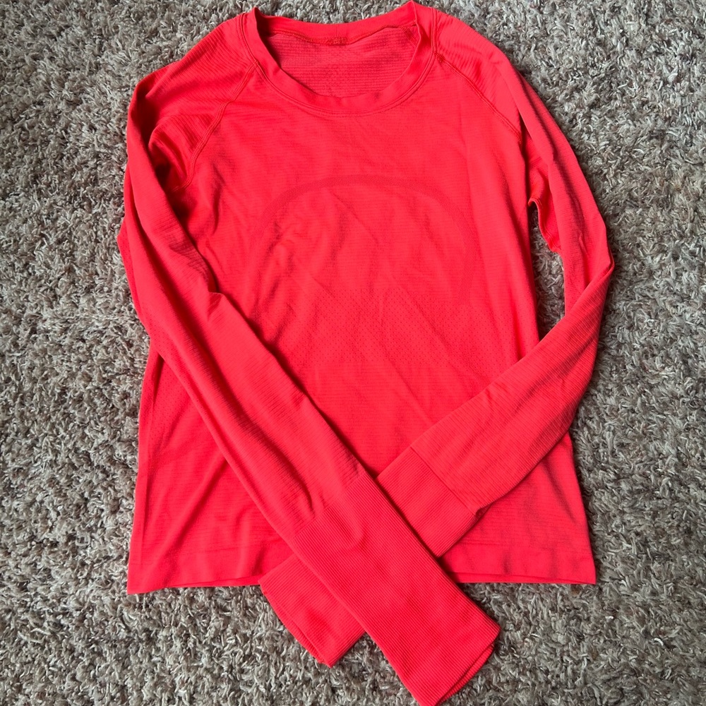 Lululemon swiftly race length flare size 6